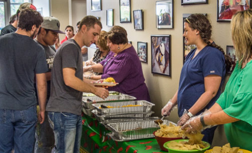 TSTC awards scholarships at banquet