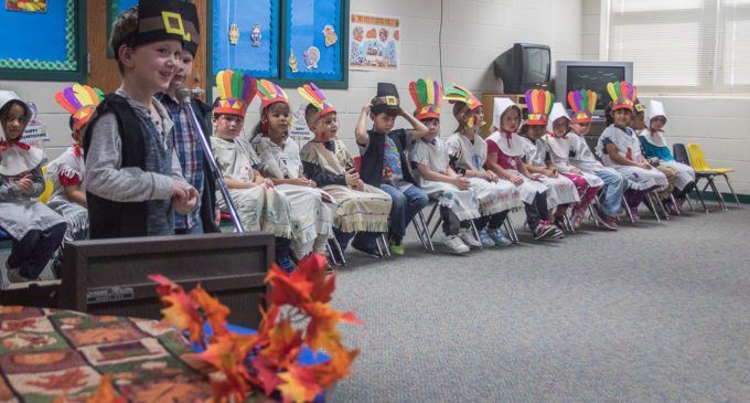 Kindergarten class celebrates Thanksgiving with tradition