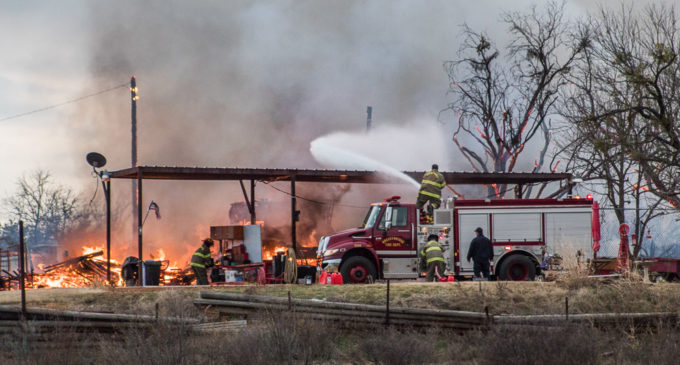 Fire destroys home on Hubbard Creek Lake