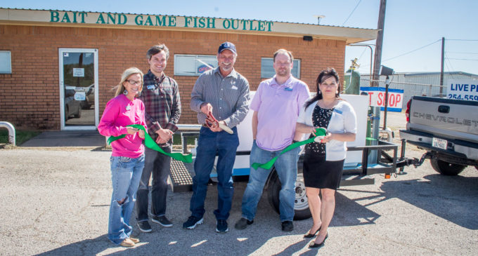 Crystal Falls Fish Farm celebrates grand opening with ribbon cutting