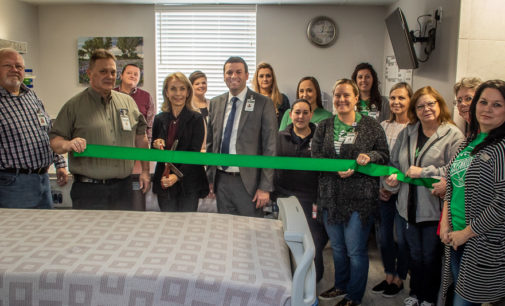 Stephens Memorial Hospital unveils newly decorated patient rooms