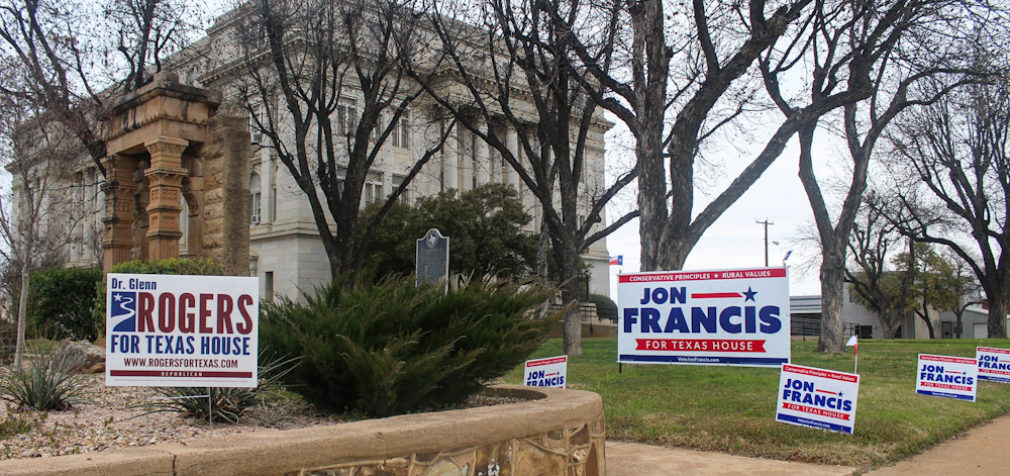 Campaign signs on courthouse lawn stir up controversy