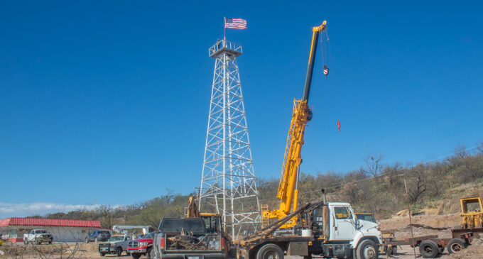 Lighting ceremony for Tommy Wimberley’s vintage oil derrick slated for Monday, Dec. 20