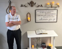 Stephens Memorial Hospital hosts chapel dedication in memory of Bud Isclaw