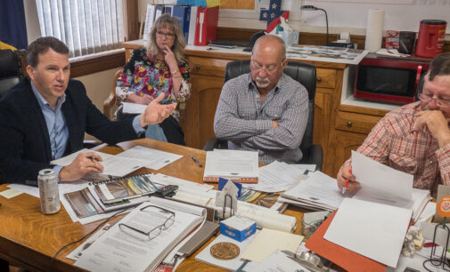 County Commissioners support re-establishing Stephens County Court