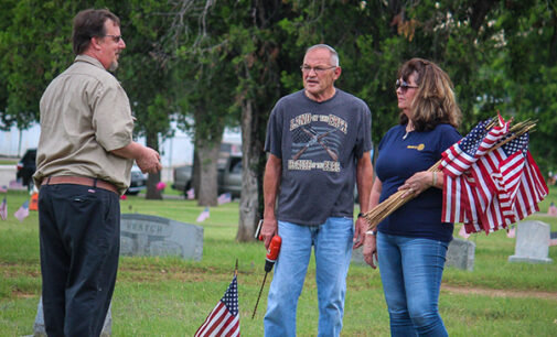 Volunteers needed Saturday, May 27, to help place flags on veterans’ graves for Memorial Day