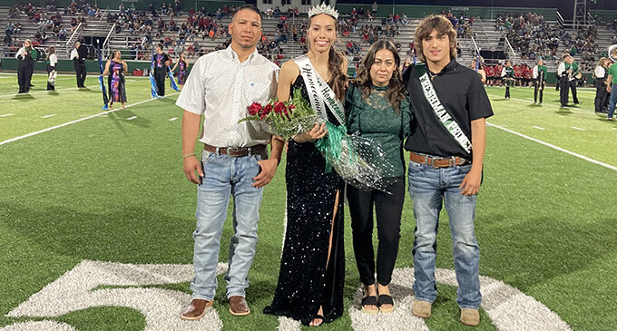 Haylie Mendoza crowned 2023 BHS Homecoming Queen