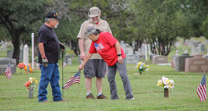 Volunteers needed morning of Saturday, May 25, to help place flags on veterans’ graves for Memorial Day