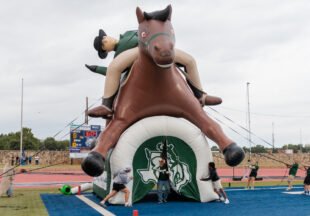 Football 2025: Buckaroos vs Childress