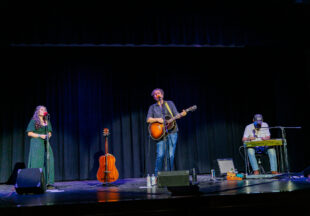 Reid Bros. concert at the National Theatre (Photos by Tony Pilkington)