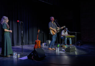 Reid Bros. concert at the National Theatre (Photos by Tony Pilkington)