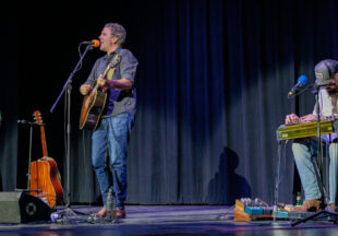 Reid Bros. concert at the National Theatre (Photos by Tony Pilkington)