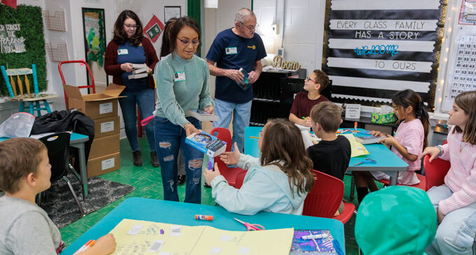 Breckenridge Rotary Club promotes literacy with dictionary giveaway at South Elementary