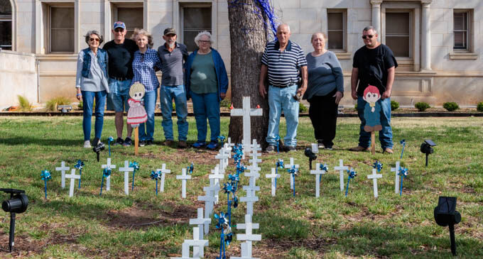 Courthouse display raises awareness for Child Abuse Awareness Month in Stephens County