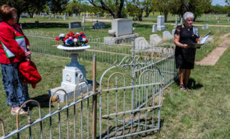 Lee’s Legion Chapter of DAR honors founder, celebrates 100th anniversary