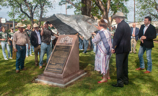 Stephens County unveils ‘Alamo Letter’ monument, celebrates courthouse’s 100th anniversary