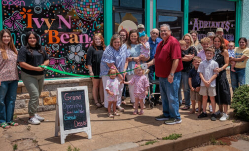Ivy N Bean children’s clothing shop celebrates grand opening with ribbon-cutting