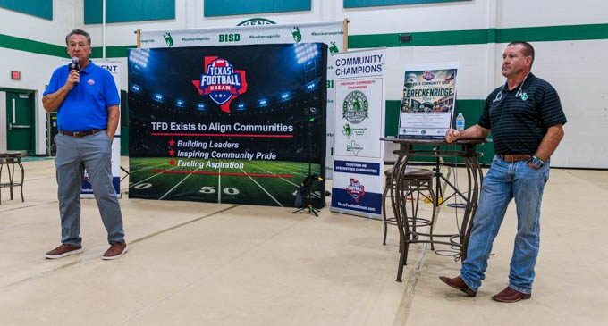 Former Super Bowl Champion brings lessons of football, life to Breckenridge